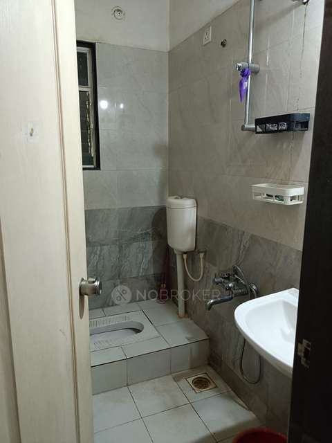 2 BHK Flat In Sapphire Chs For Sale  In Moshi