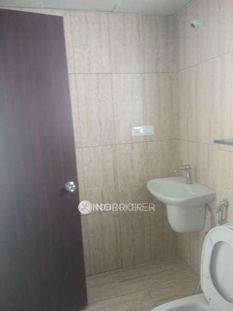 2 BHK Flat In Prestige Lakeside Habitat For Sale  In Varthur