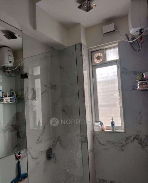 2 BHK Flat In Trafalgar Tower, Ghatkopar East For Sale  In Ghatkopar East