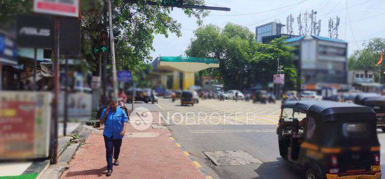 Retail  Property in Santacruz West, Mumbai for Rent 