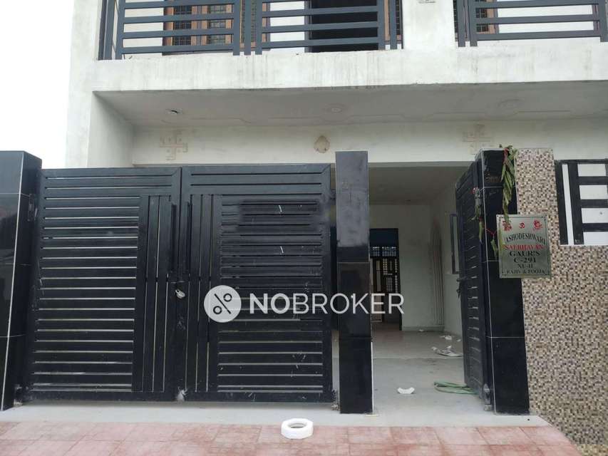 4+ BHK House for Rent  In Chi V