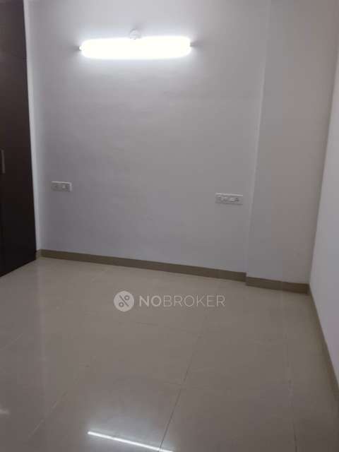 2 BHK Flat In Skypark Residences, Chromepet For Sale  In 200 Feet Radial Road