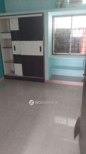 2 BHK Flat In Jbs Building For Sale  In Chiryala Village