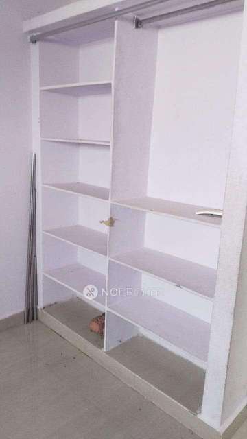 2 BHK Flat In Jbs Building For Sale  In Chiryala Village