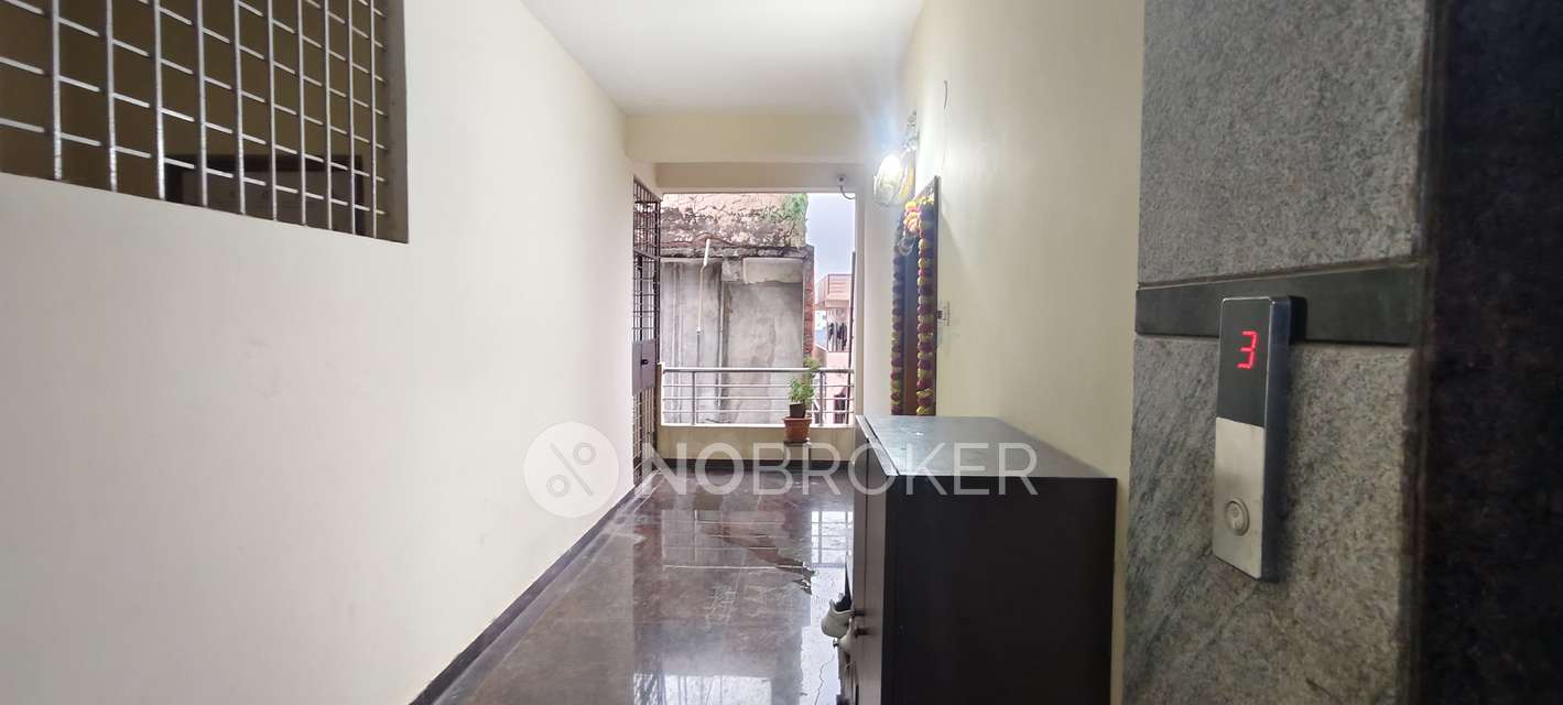 3 BHK Flat In Virinchi Yogananda Residency For Sale  In Kothapet