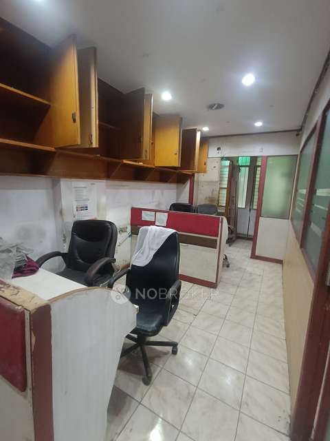 Office Space in Mayur Vihar, Delhi for sale 