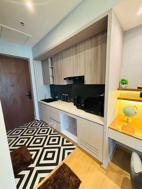 1 BHK Flat In Galaxy Blue Saphire Plaza, Sector 4 For Sale  In Sector 4