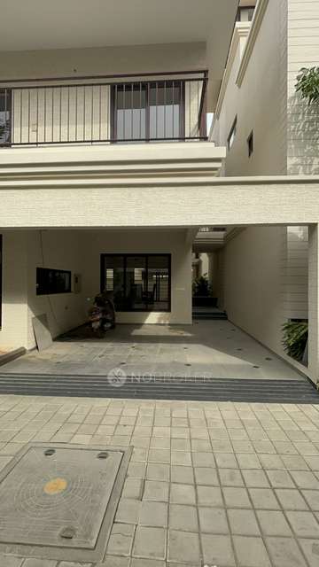 4 BHK Villa In Casagrand Tranquil, Pallikarnai For Sale  In Pallikarnai
