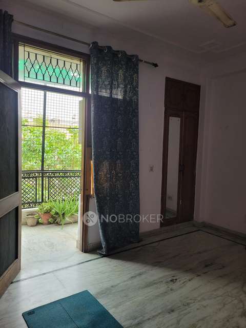 2 BHK Flat In Appartments For Sale  In Kaushambi