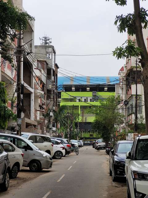 2 BHK Flat In Appartments For Sale  In Kaushambi