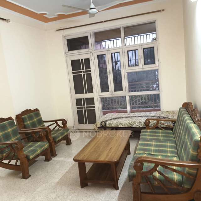 2 BHK Flat In Technical Paradise Apartments,  for Rent  In Sector 56