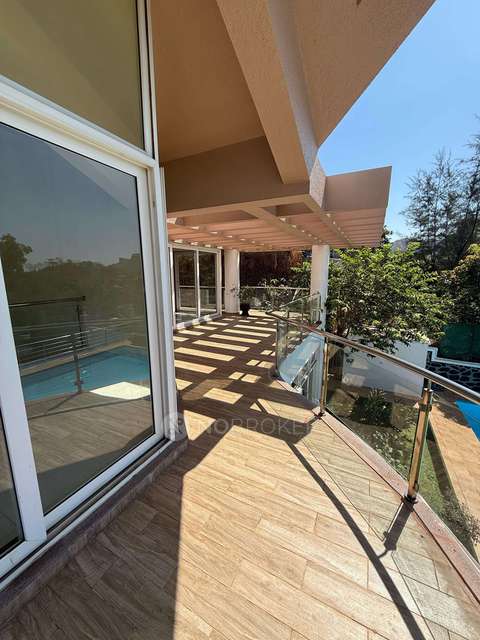 4+ BHK House For Sale  In Bonville