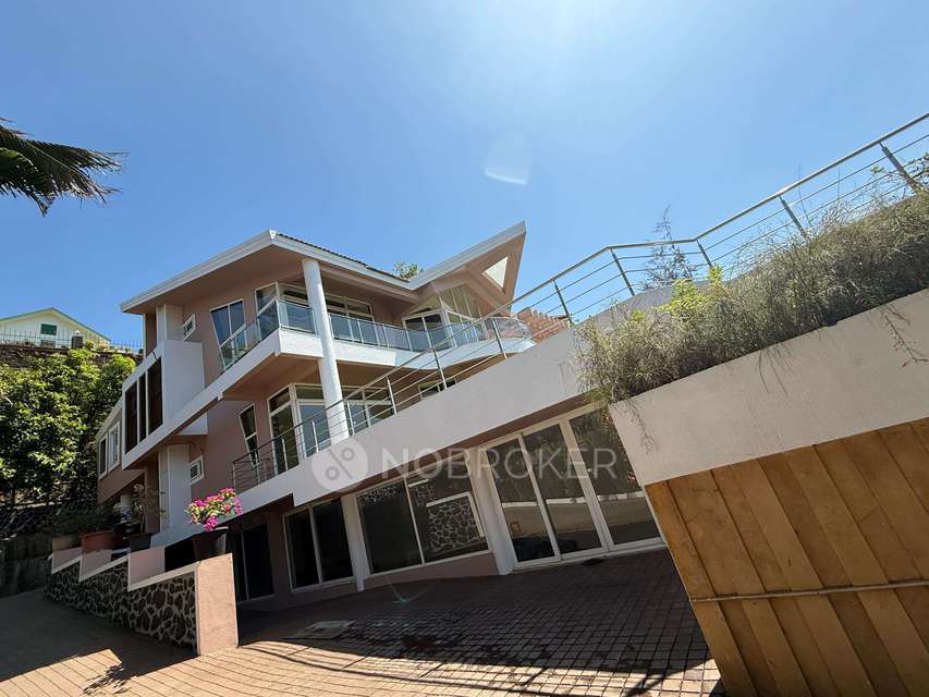 4+ BHK House For Sale  In Bonville