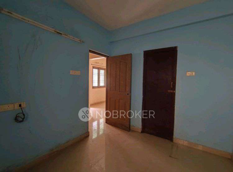 2 BHK Flat In Iswarya Apartment For Sale  In Kolathur