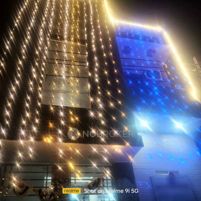 4+ BHK House For Sale  In Adarsh Nagar, Sector 63