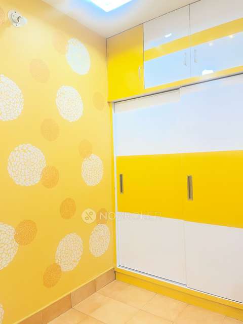 1 BHK Flat In Kaveri Towers For Sale  In Ameerpet