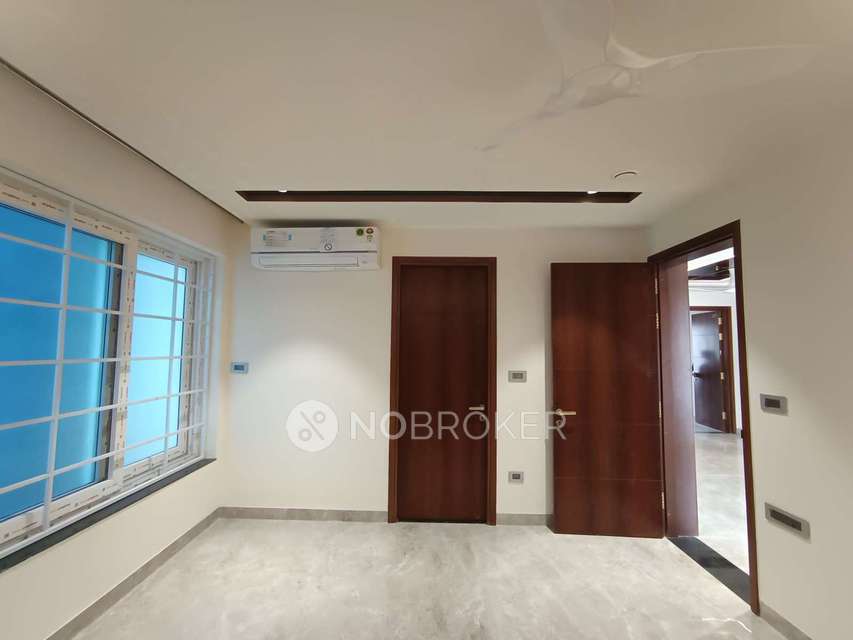 3 BHK Flat In Shubham Bhuyath 434, Rd Number 6b, Gopalnagar Society, Hafeezpet, Hyderabad, Telangana 500085 for Rent  In K P H B Phase 9, Kukatpally