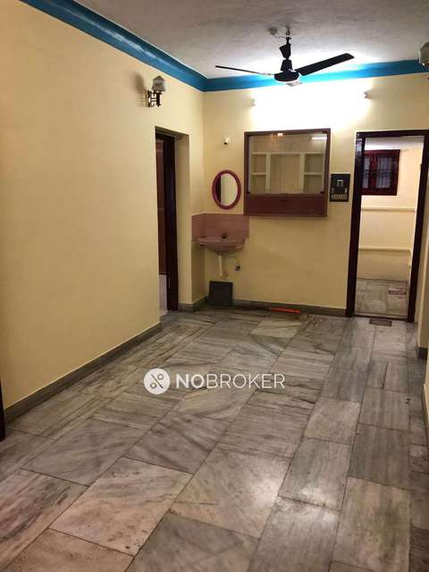 2 BHK Flat In Apartment For Sale  In Arumbakkam