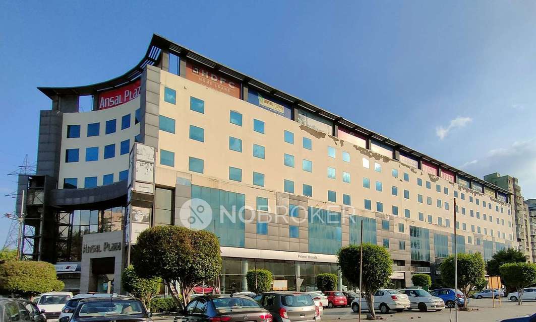 Showroom in Vaishali, Ghaziabad for sale 