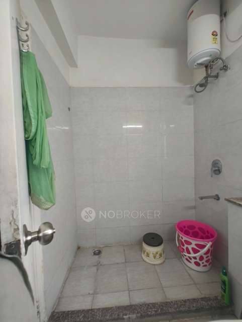 4+ BHK Flat In Dlf Capital Greens For Sale  In Moti Nagar