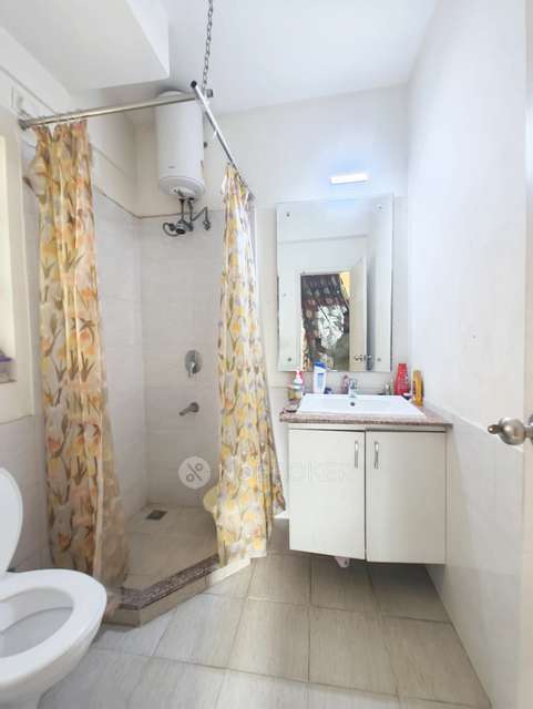 4+ BHK Flat In Dlf Capital Greens For Sale  In Moti Nagar