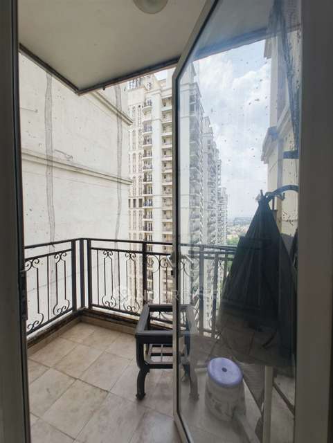 4+ BHK Flat In Dlf Capital Greens For Sale  In Moti Nagar