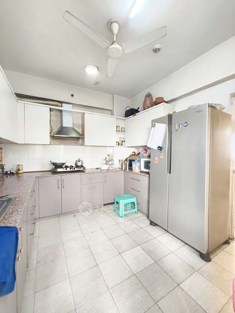 4+ BHK Flat In Dlf Capital Greens For Sale  In Moti Nagar