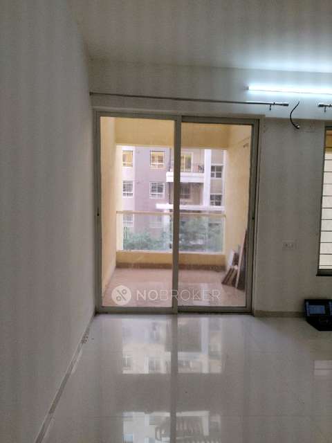 2 BHK Flat In Ravinanda Trinity for Rent  In Wagholi