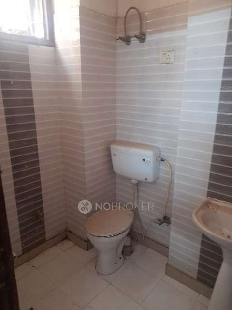 2 BHK Flat In Radhey Apartment For Sale  In Hindon Vihar