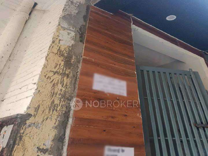 1 BHK Flat for Rent  In Okhla Industrial Estate