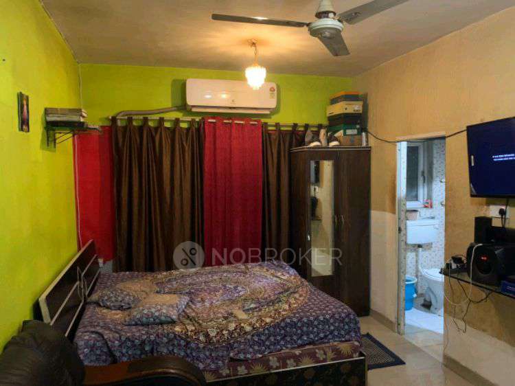 1 RK Flat In Royal Palms Diamond Isle Phase 1 For Sale  In Goregaon East