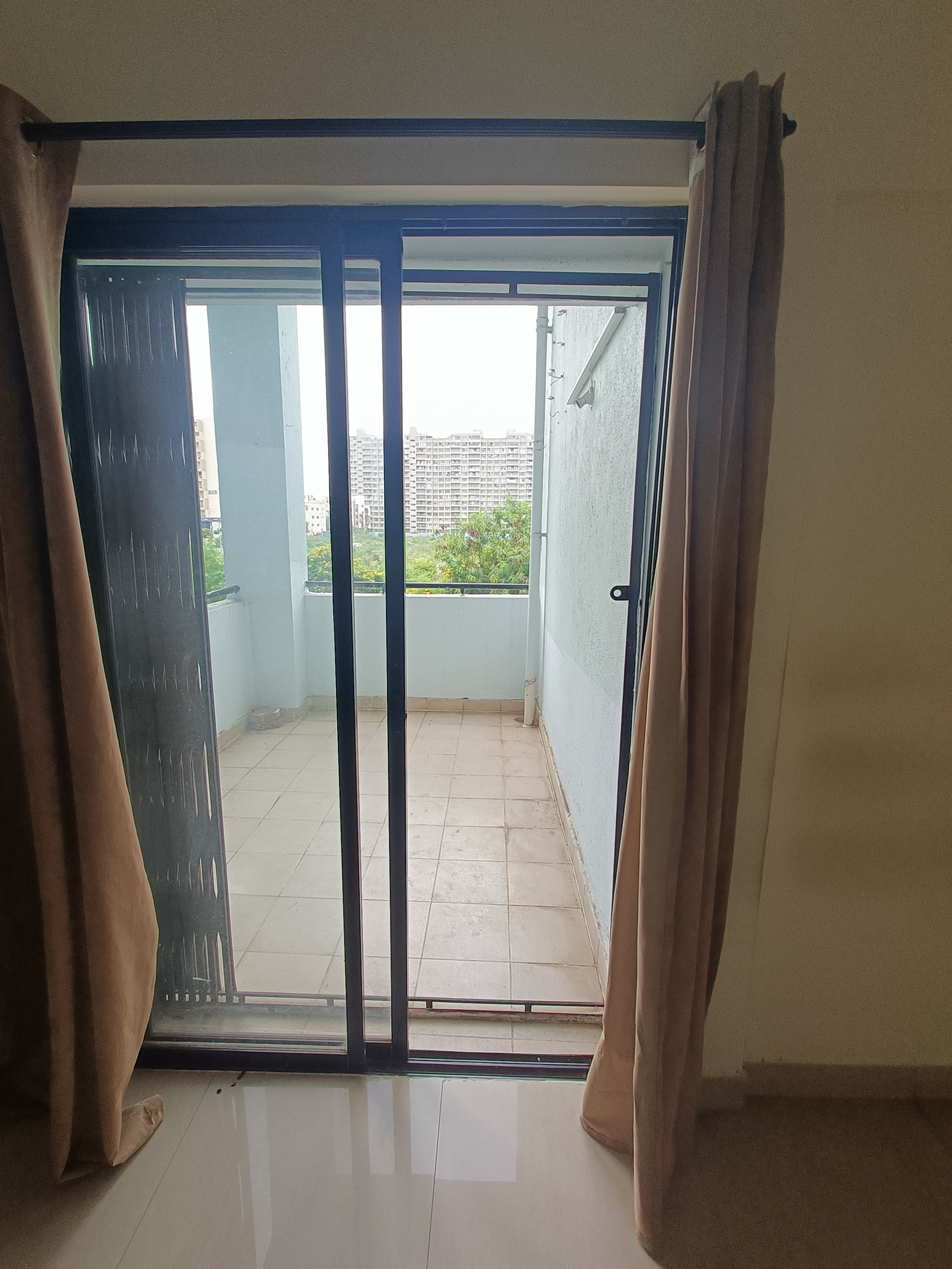 Gera Emerald City North