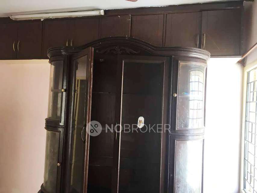 2 BHK Flat In Ss Square For Sale  In Raja Annamalai Puram