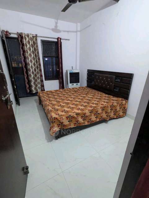4 BHK Flat In Ishan Apartment For Sale  In Vaishali Sector - 6, Vaishali