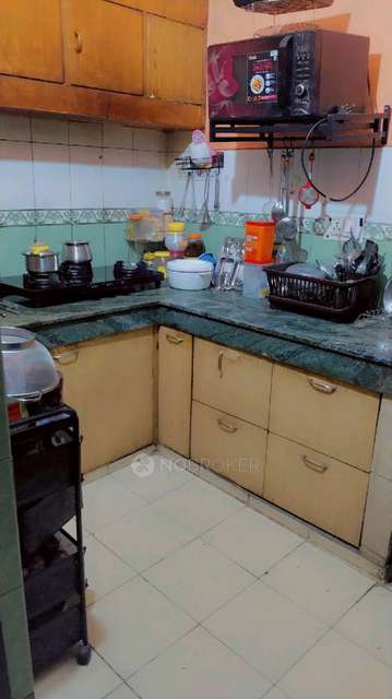 4 BHK Flat In Ishan Apartment For Sale  In Vaishali Sector - 6, Vaishali