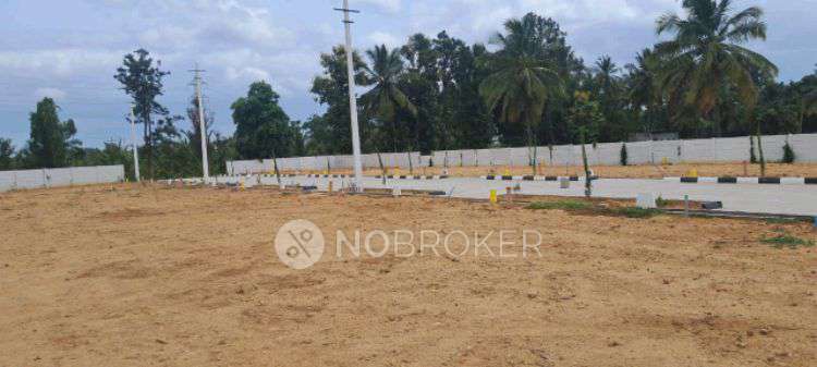 Plot For Sale  In Kns Madeshwara Town  In Kanakpura Road