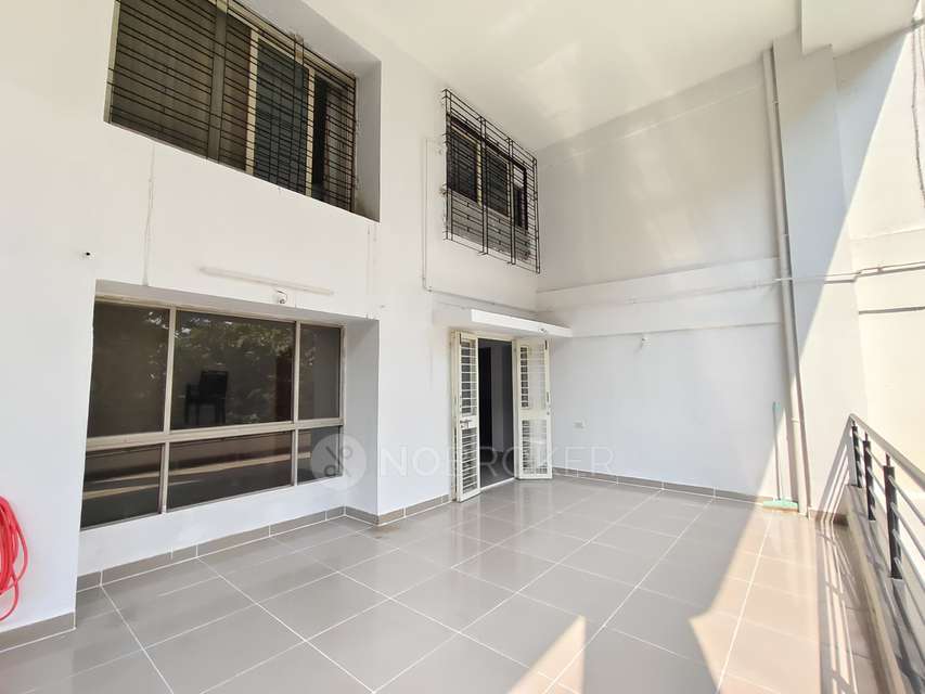 3 BHK Flat In Silver Leaf Apartments 2 For Sale  In Shivajinagar