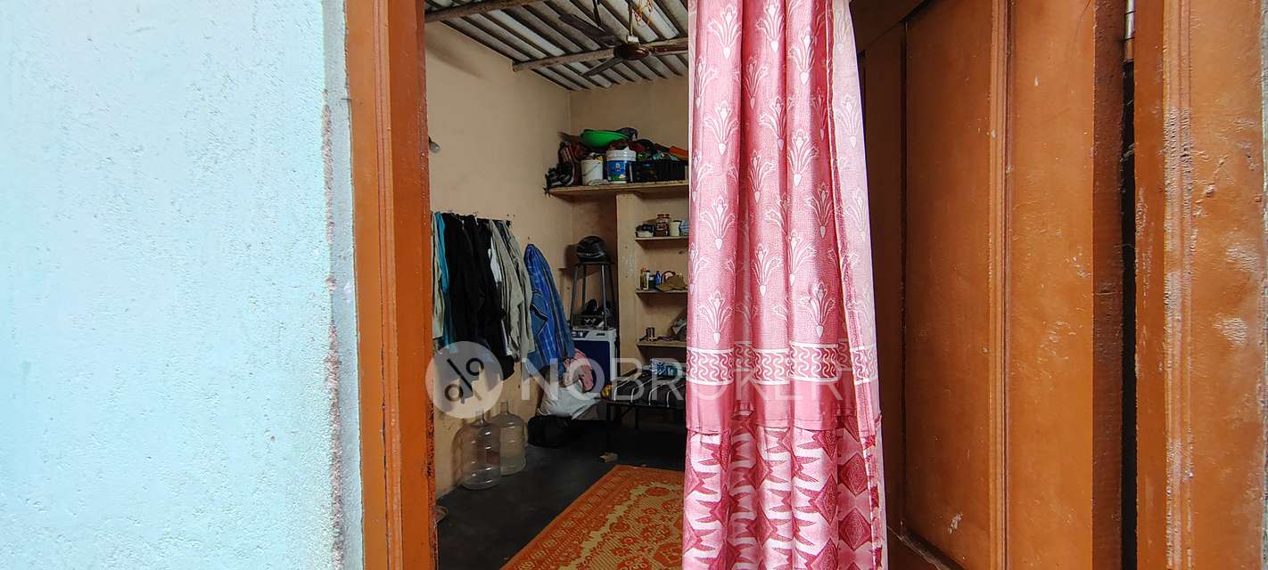 4+ BHK House For Sale  In Gajularamaram