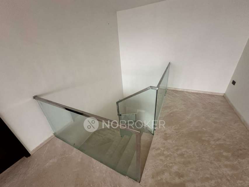 4+ BHK Flat In Marina Skies For Sale  In Moosapet