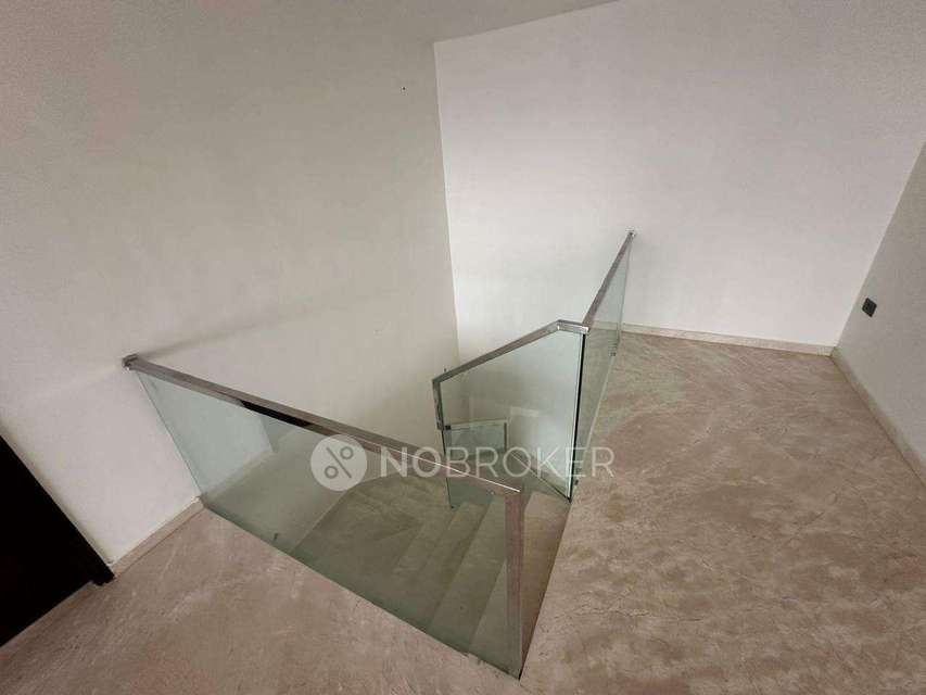 4+ BHK Flat In Marina Skies For Sale  In Moosapet