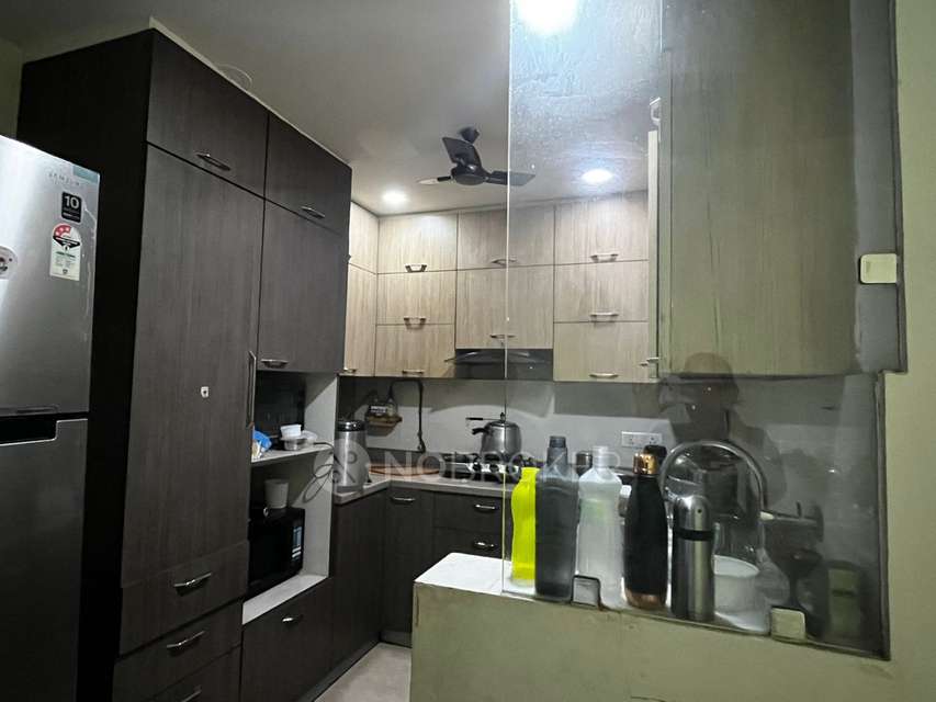 2 BHK Flat In Jangpura Extension For Sale  In Jangpura Extension, Jangpura
