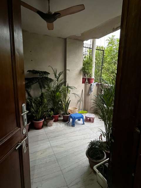 2 BHK Flat In Jangpura Extension For Sale  In Jangpura Extension, Jangpura