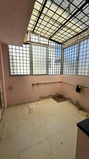 3 BHK Flat In Nahar Desna For Sale  In Thiruvanmiyur, Chennai.