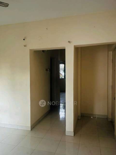 1 BHK Flat In Chaudhary Building for Rent  In Ekta Building