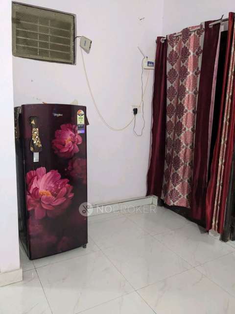 4 BHK Flat In Ishan Apartment For Sale  In Vaishali Sector - 6, Vaishali