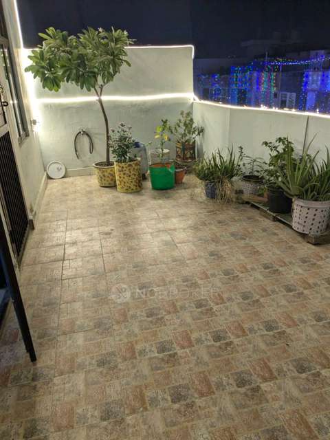 4 BHK Flat In Ishan Apartment For Sale  In Vaishali Sector - 6, Vaishali