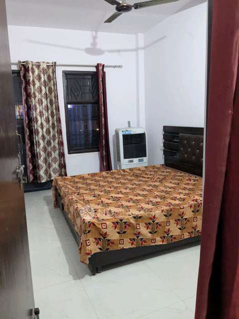 4 BHK Flat In Ishan Apartment For Sale  In Vaishali Sector - 6, Vaishali