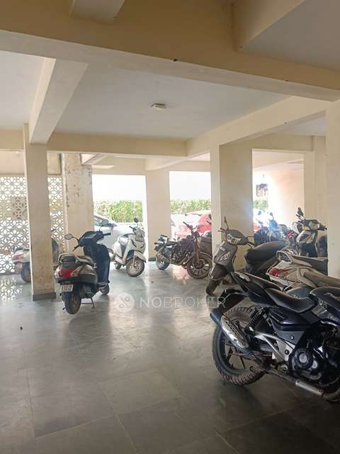 2 BHK Flat In Shree Vardhman Mantra For Sale  In Sector 67