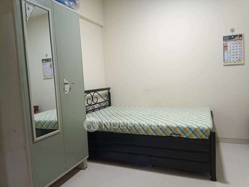 1 BHK Flat In Shilpa Taru For Sale  In Dahisar East