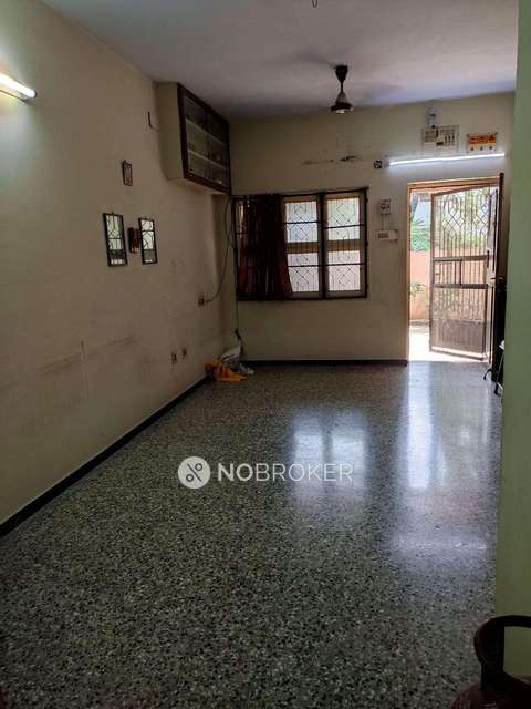 2 BHK Flat In Sri Krishna Apts For Sale  In Ashok Nagar